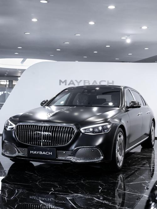 重庆143岚图汽车的售后服务让用户无忧出行，迈巴赫未来的豪华车趋势